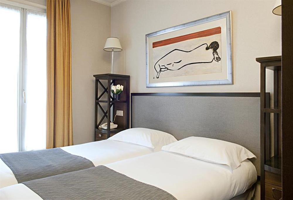 Hotel Des Nations Saint Germain Paris Rum bild